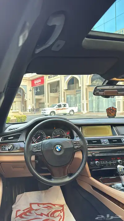 BMW 740 Li 2013 مخزنه 30