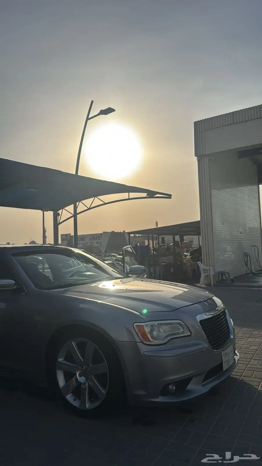 كرايسلر c300 v8 2