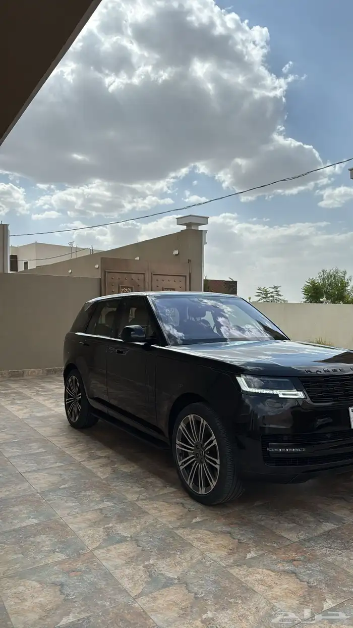 رنج روفر HSE موديل 2023 ( 8سرندل ) 1