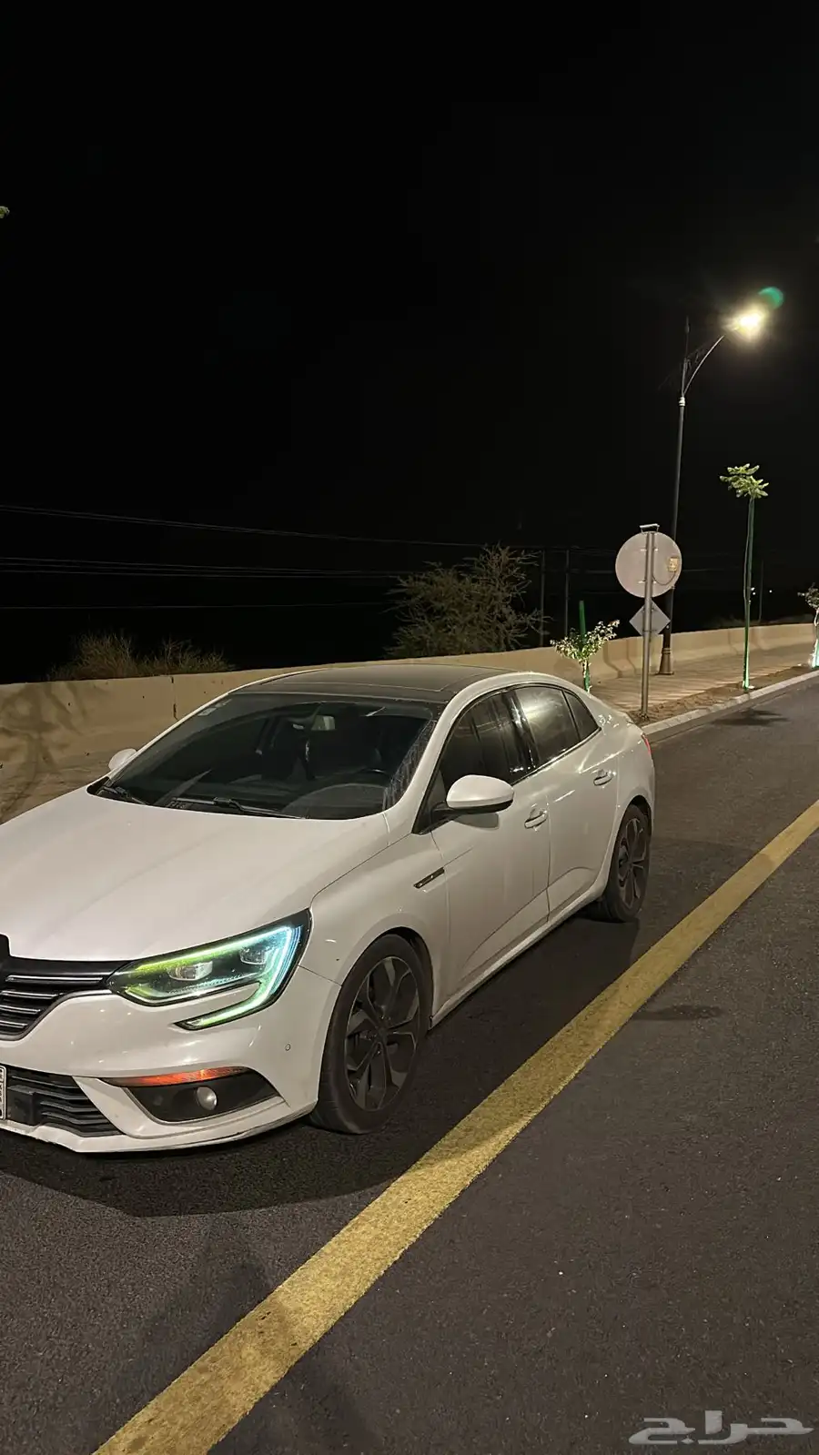 رينو ميجان فل 10
