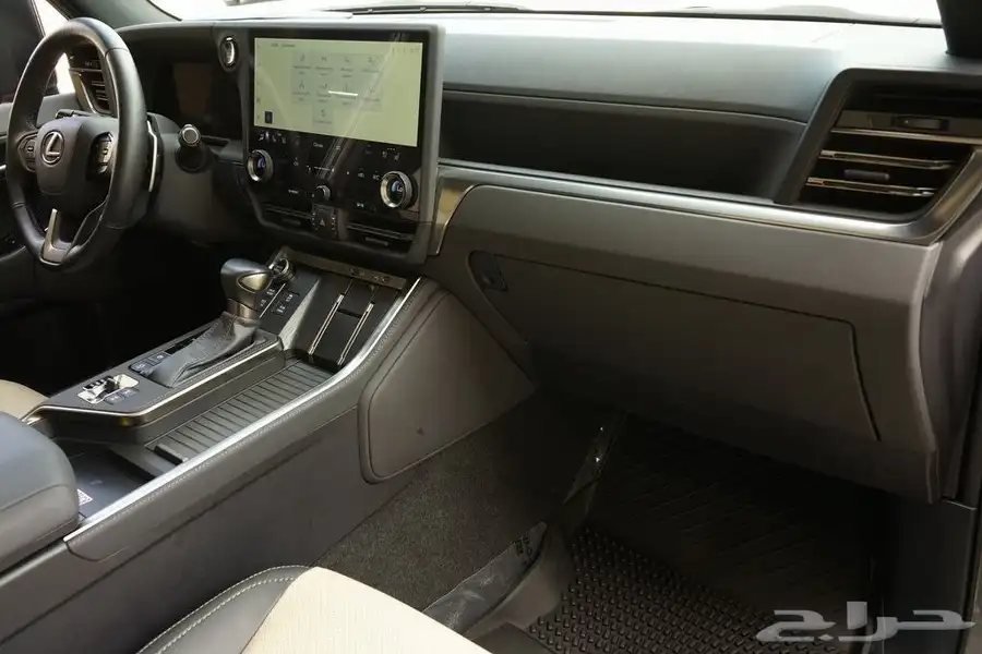 لكزس GX 550 Overtrail  موديل 2024 13