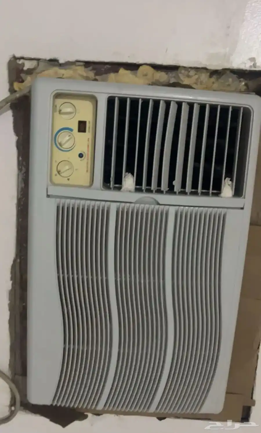 غرفه نوم كامله و مكيف سب لت وأغراض كثيره مكيف شبك 4