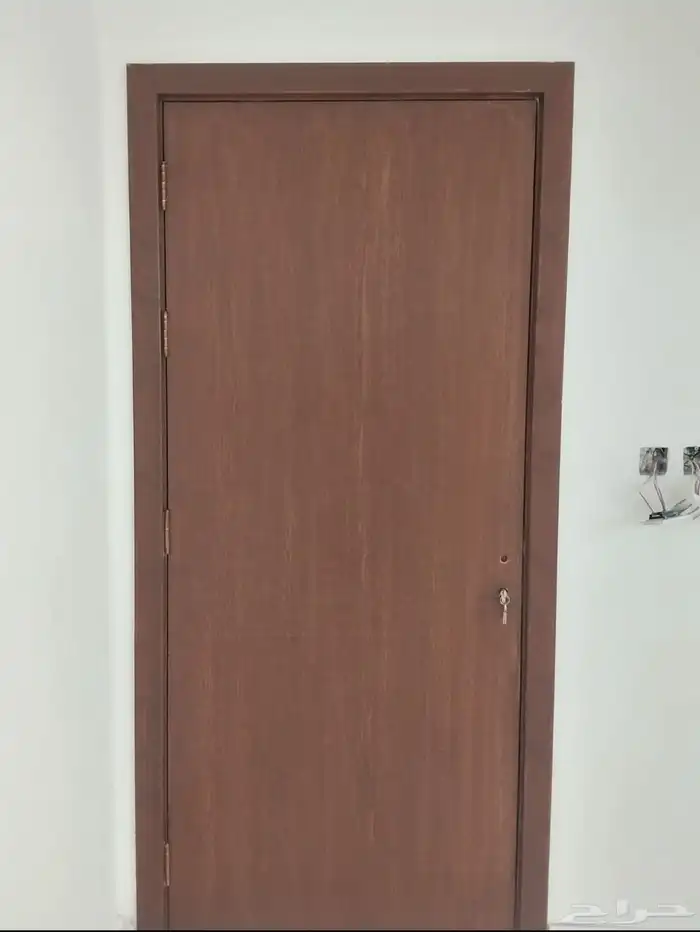 عمل تعتيق جميع الابواب مقنو بجميع الألوان والنقش 9
