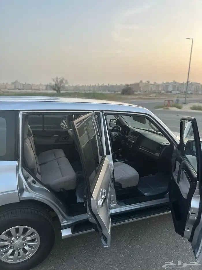 باجيرو ميتسوبيشي 20