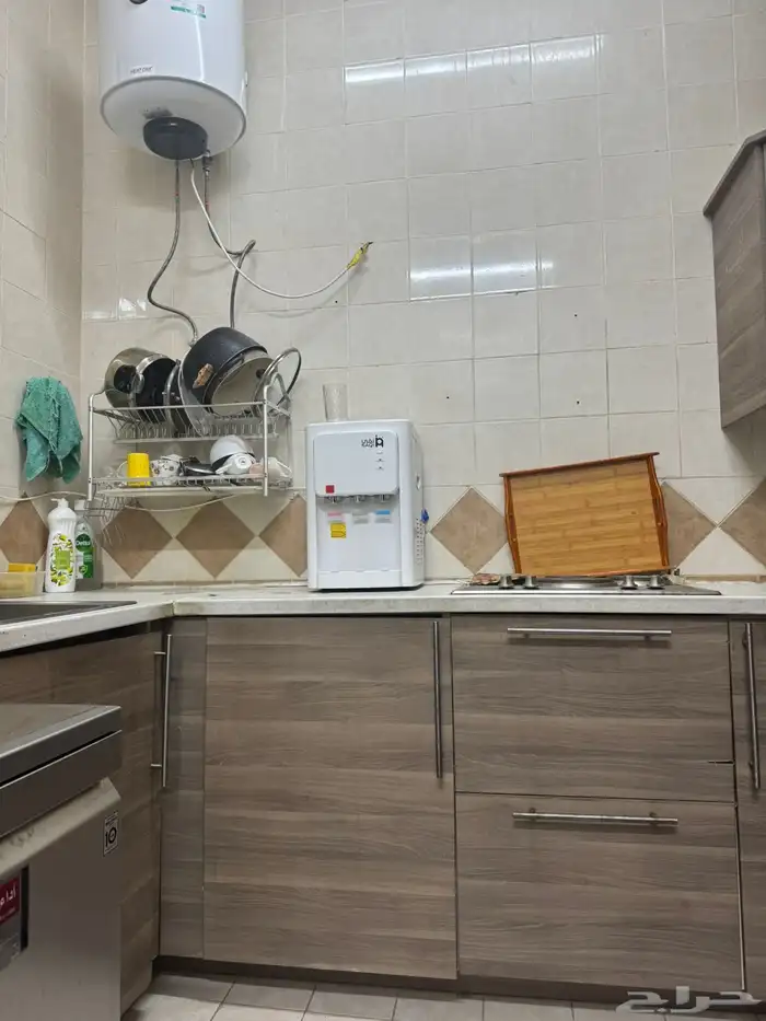 مطبخ شبه الجديد واستعمال نضيف 2