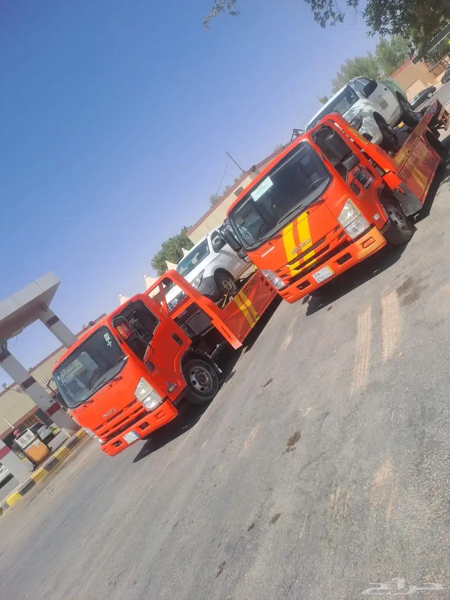 سطحة ثادق هدروليك سطحة عادي ونش كرين سطحة حريملاء 0