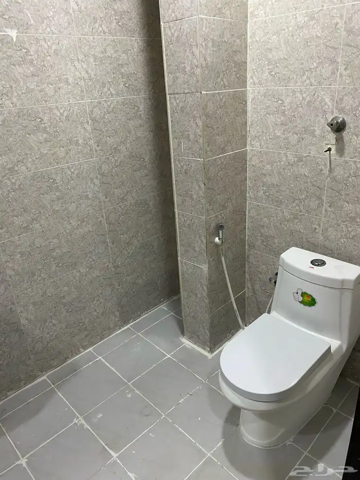 شقة سكنية للايجار بحي التعاون الخبر 4