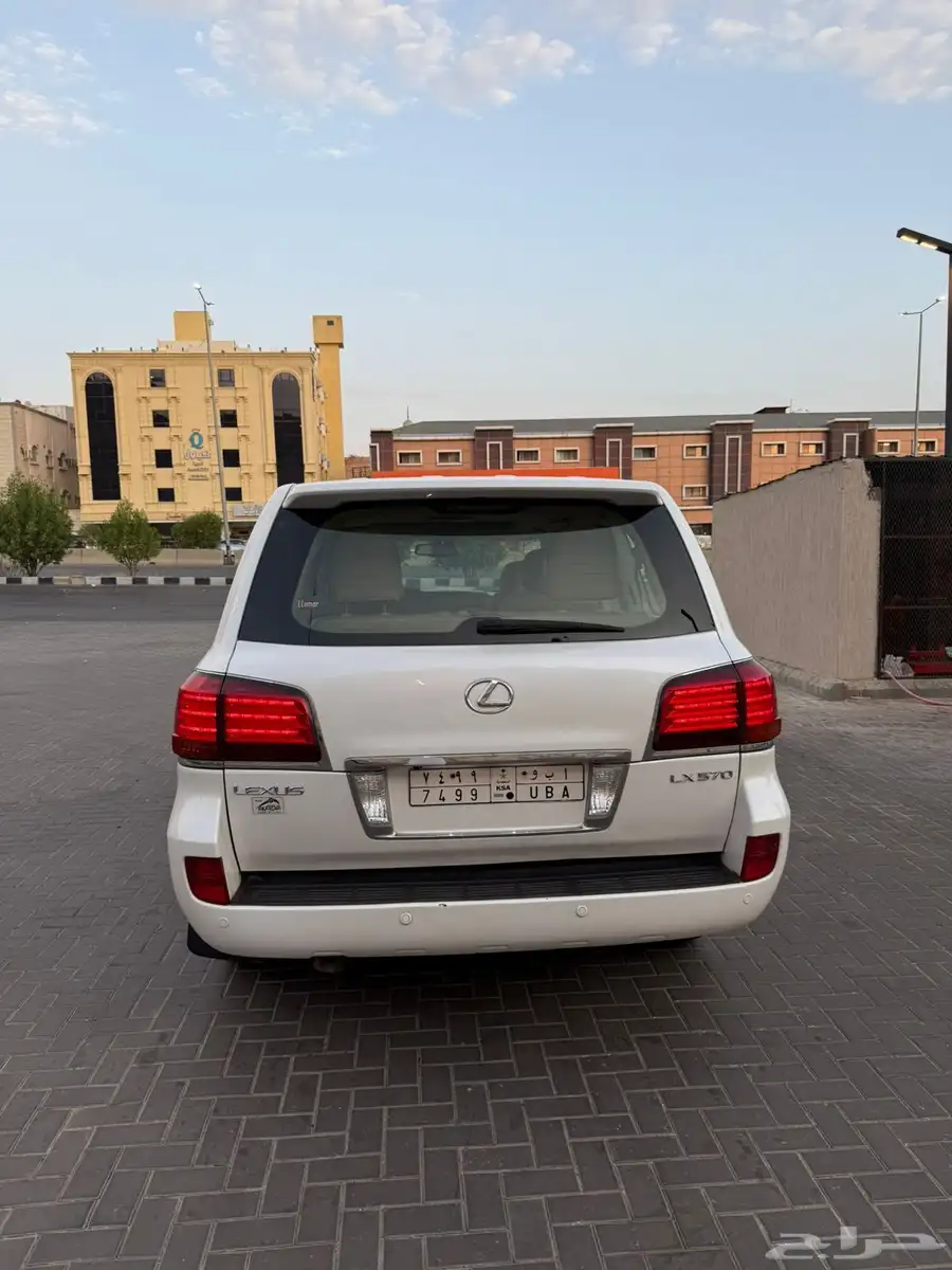 لكزس 2008 9