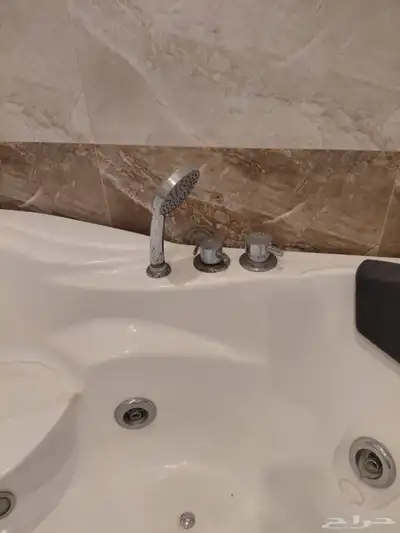 جاكوزي شبه جديد 1