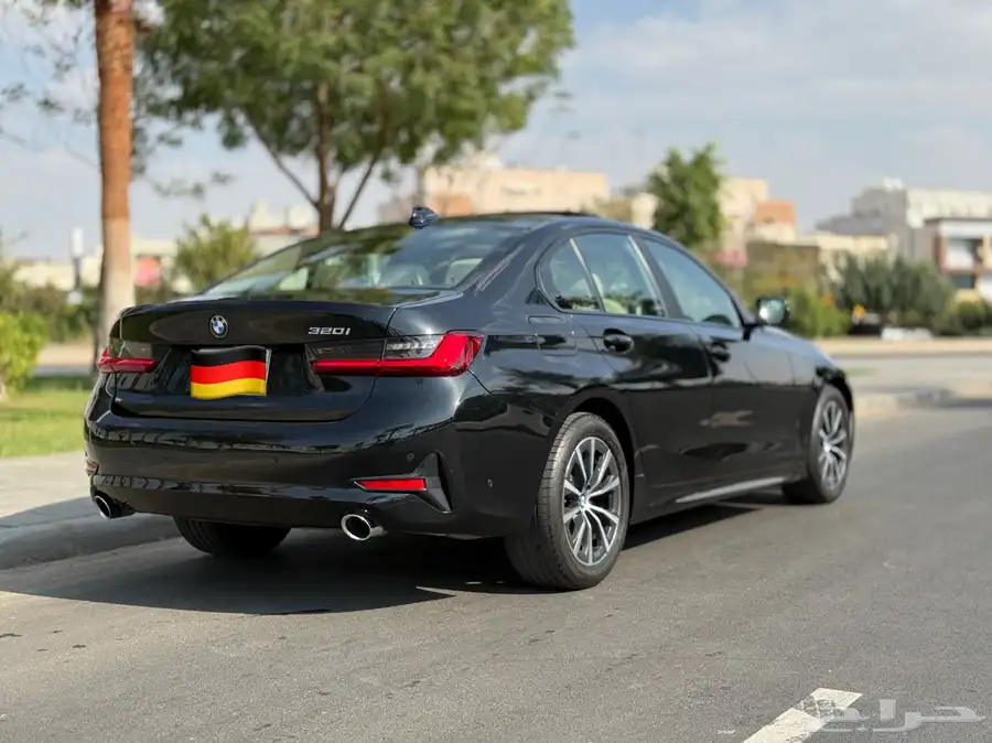 bmw 320i index