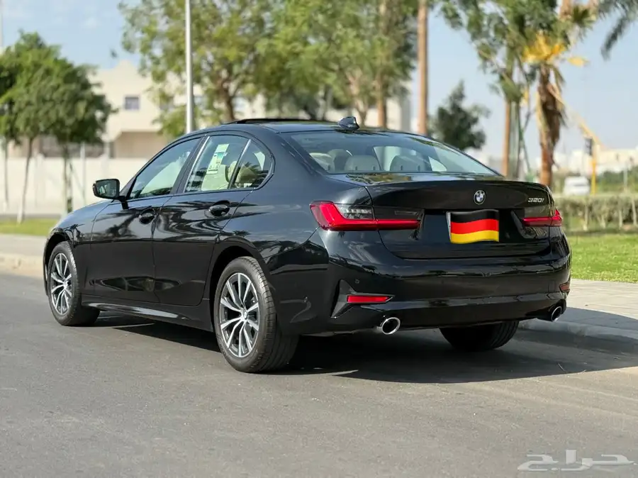 bmw 320i index
