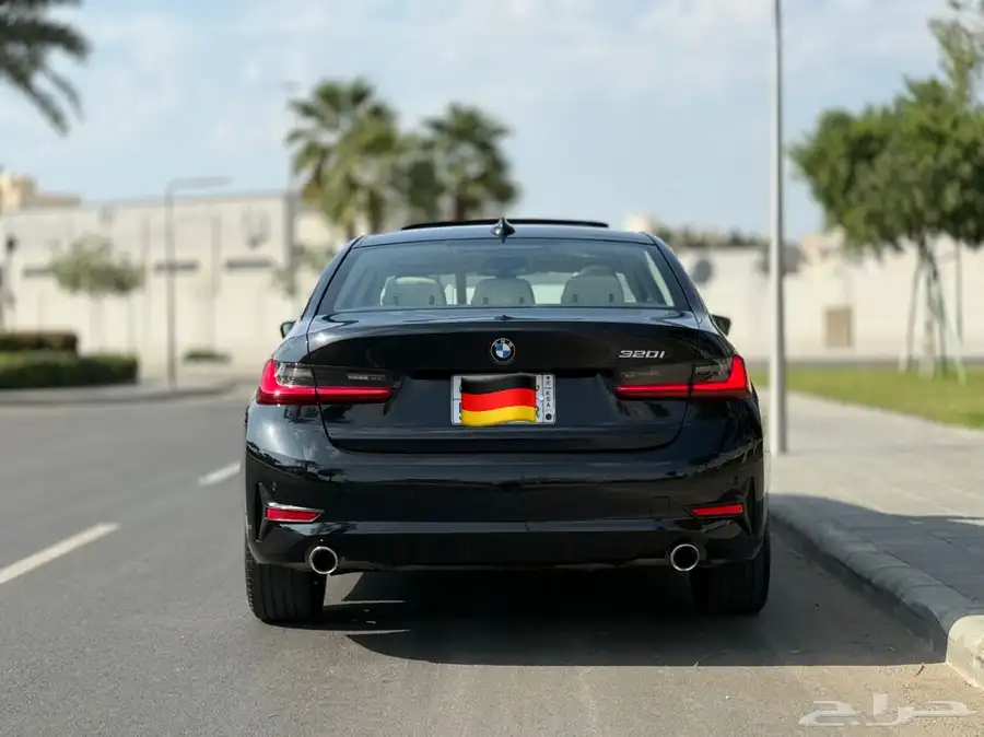bmw 320i index