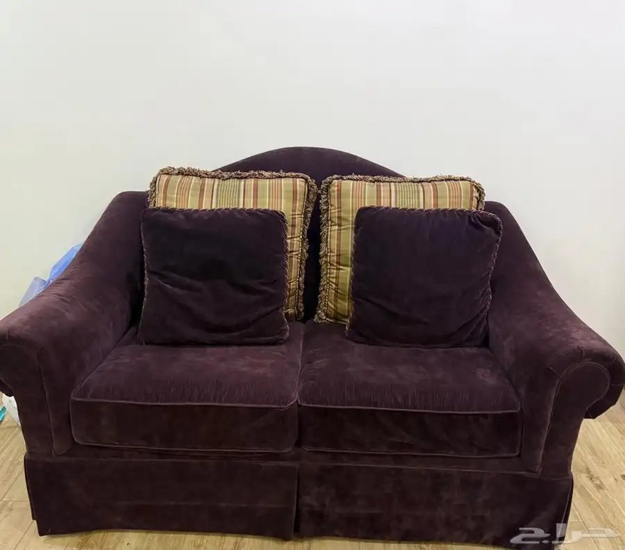 للبيع كنب أمريكي أنيق استخدام نظيف وجودة عالية 3