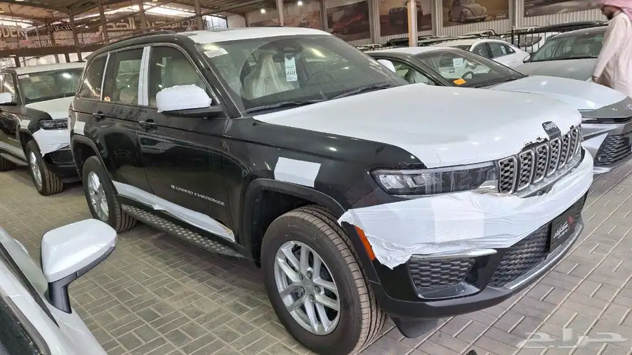 جيب جراند شيروكي 2025 جديد احصل علي موافقه التقسيط في 5د 1