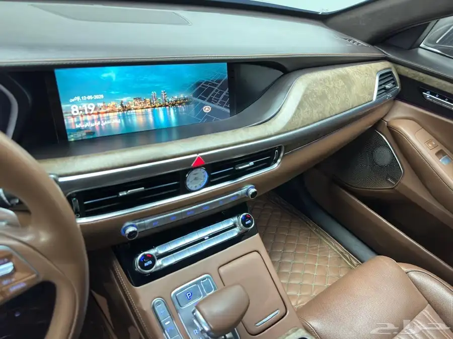 جنسس رويال G90 فل كامل 8 سلندر 2020 29