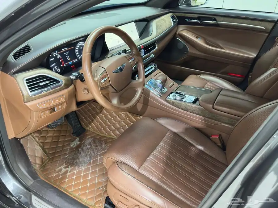 جنسس رويال G90 فل كامل 8 سلندر 2020 26