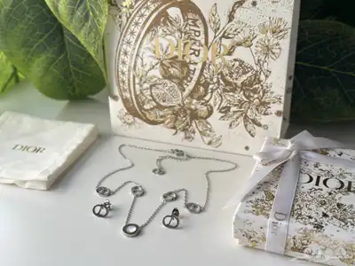 طقم ديور 1