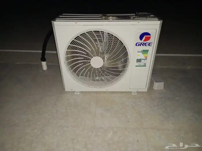 فك وتركيب وصيانه جميع انواع المكيفات المركزيه 0