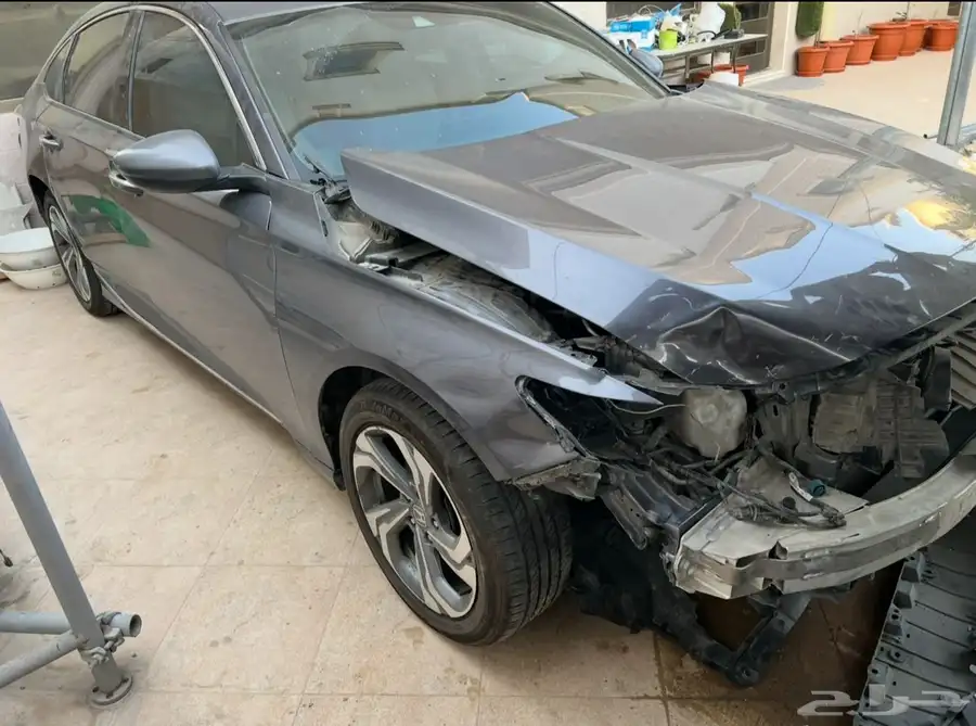 للبيع هوندا اكورد موديل 2020 فل كامل مكينه 1.5 11
