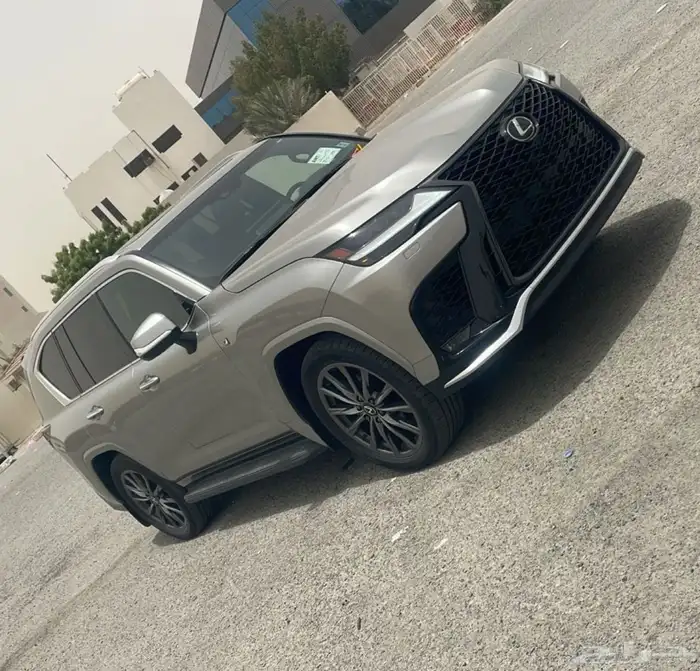 جيب لكزس LX600 F sport 1