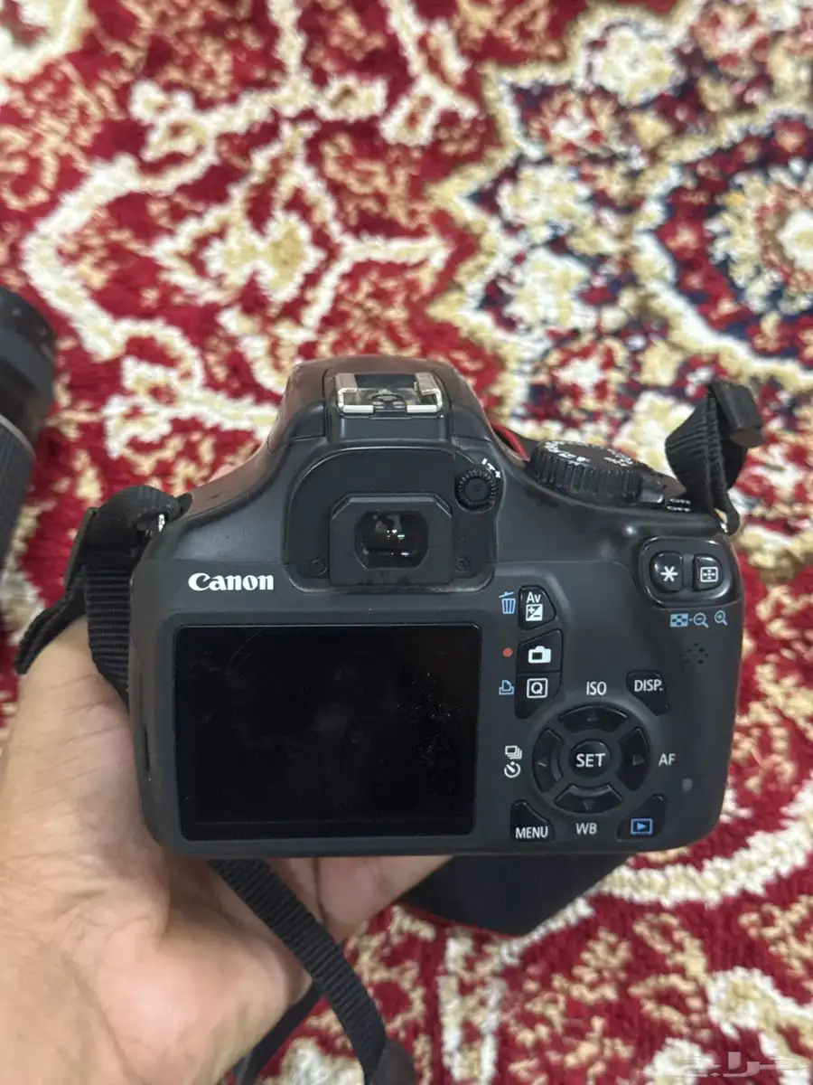كامره كانون نوع كامره EOS 1100D مع شاحنها وزوم نوع LENS300 0