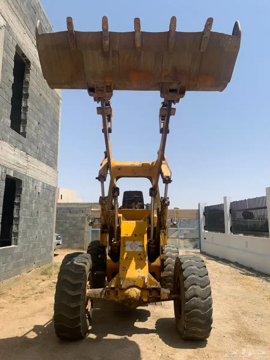 شيول 930 C كاتربلر الزاهد 18