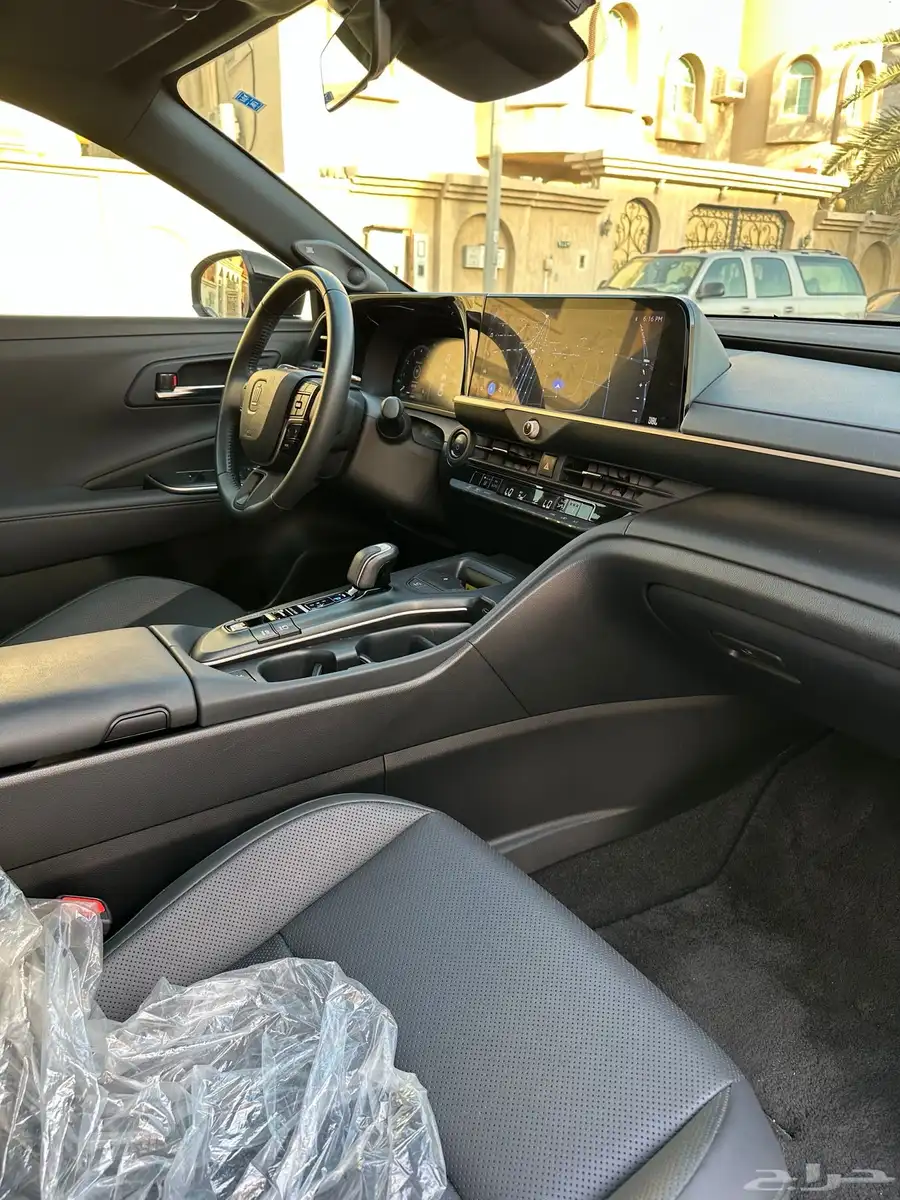 كراون بريميوم 2023 8