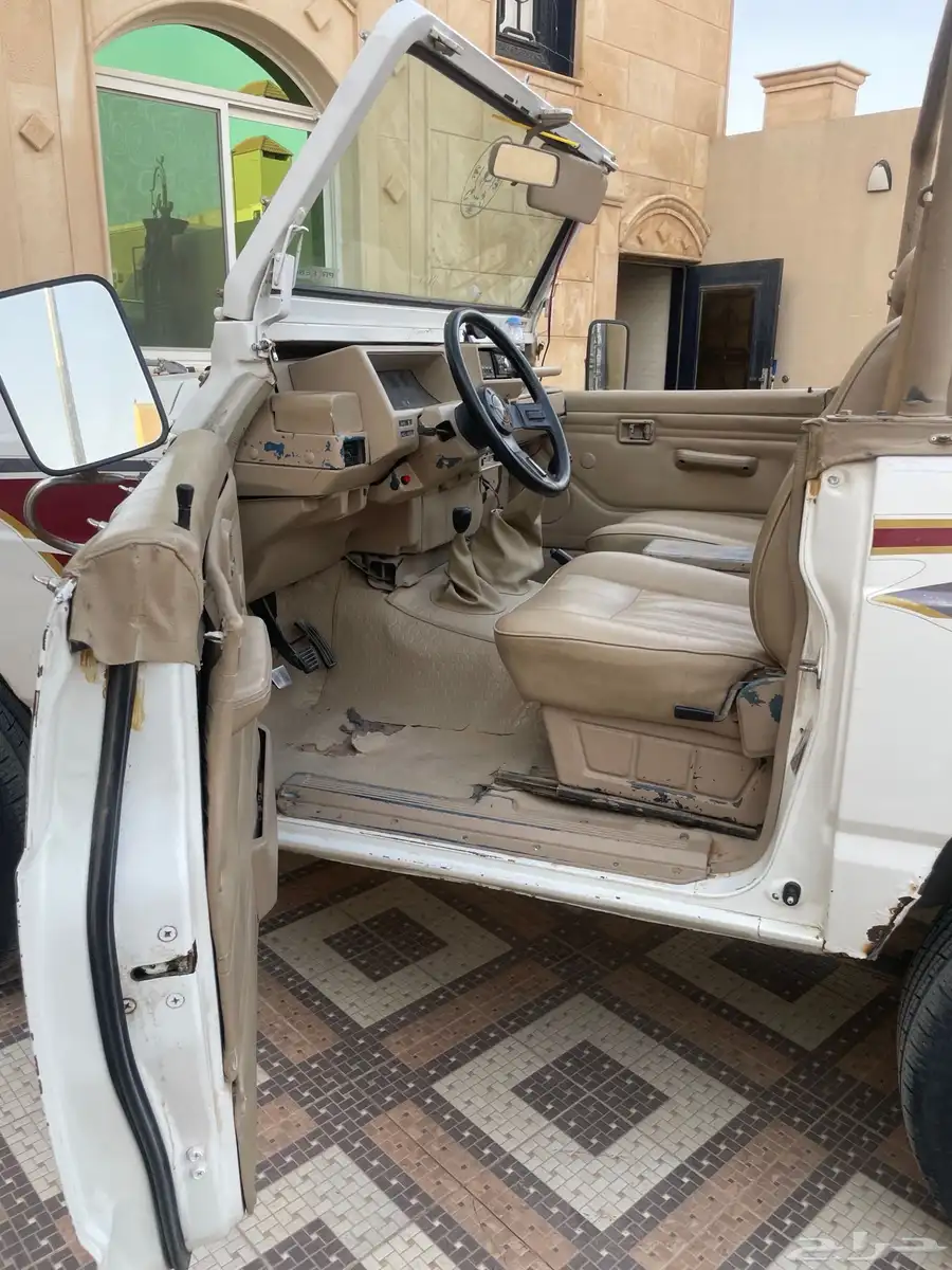 ايجار سيارات كلاسك بسعر منافس 9