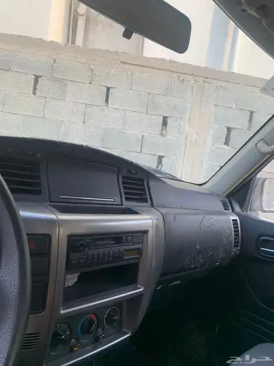 للبيع جيب نيسان 5