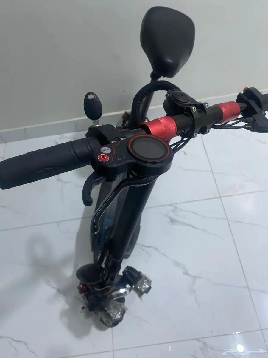 سكوتر الوحش لبيع سوم 650  لا يتواصل إلا صامل 1