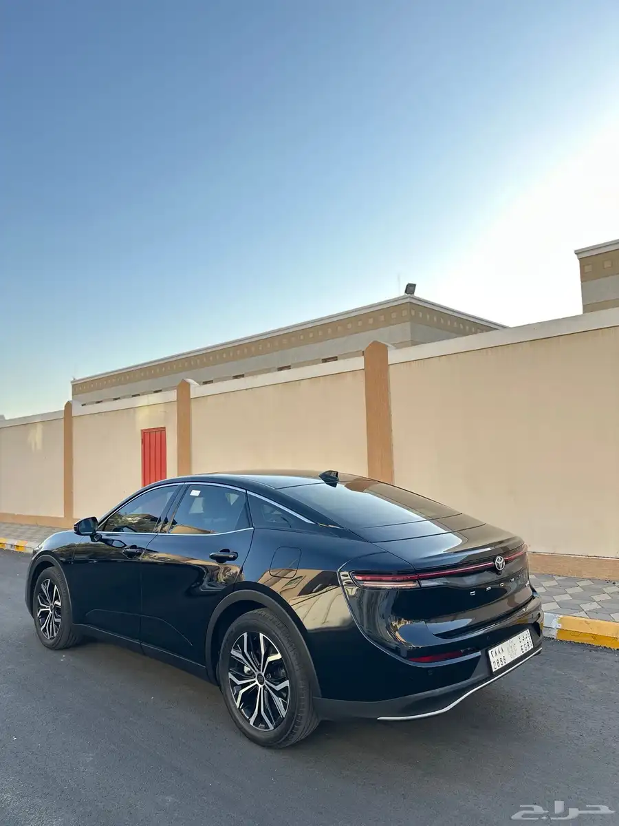 كراون بريميوم 2023 3