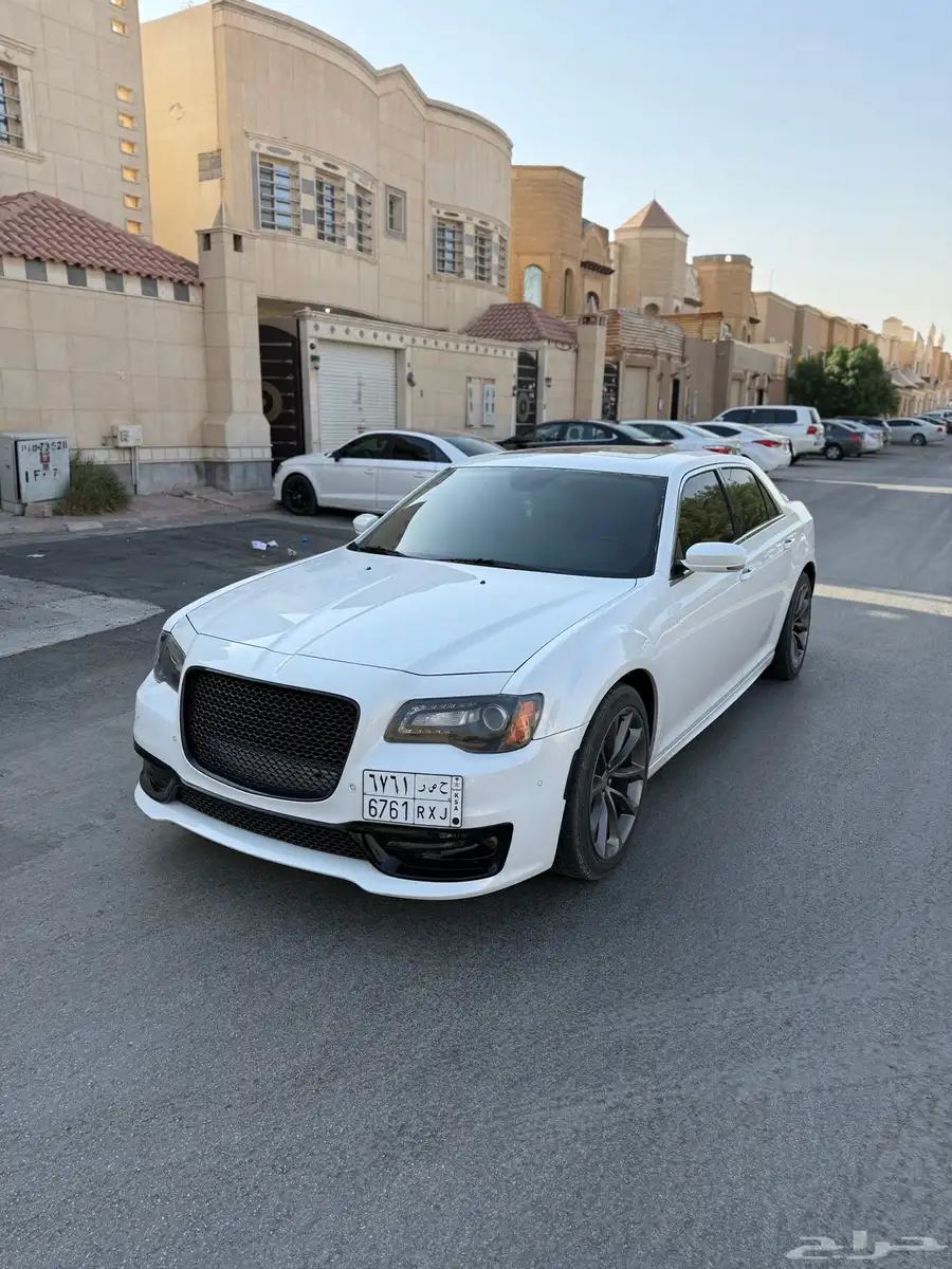 كرايزلر C300 2014 1