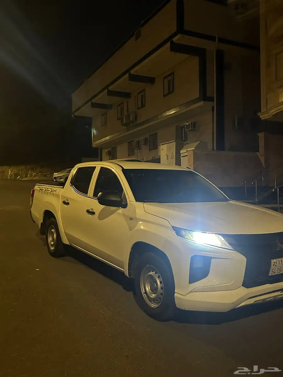 ميستوبيشي 2022 L200 2