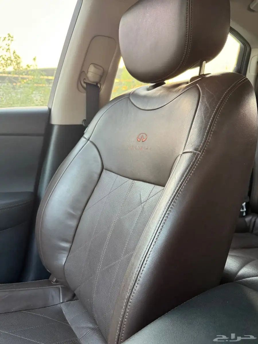إنفنيتي QX70 11
