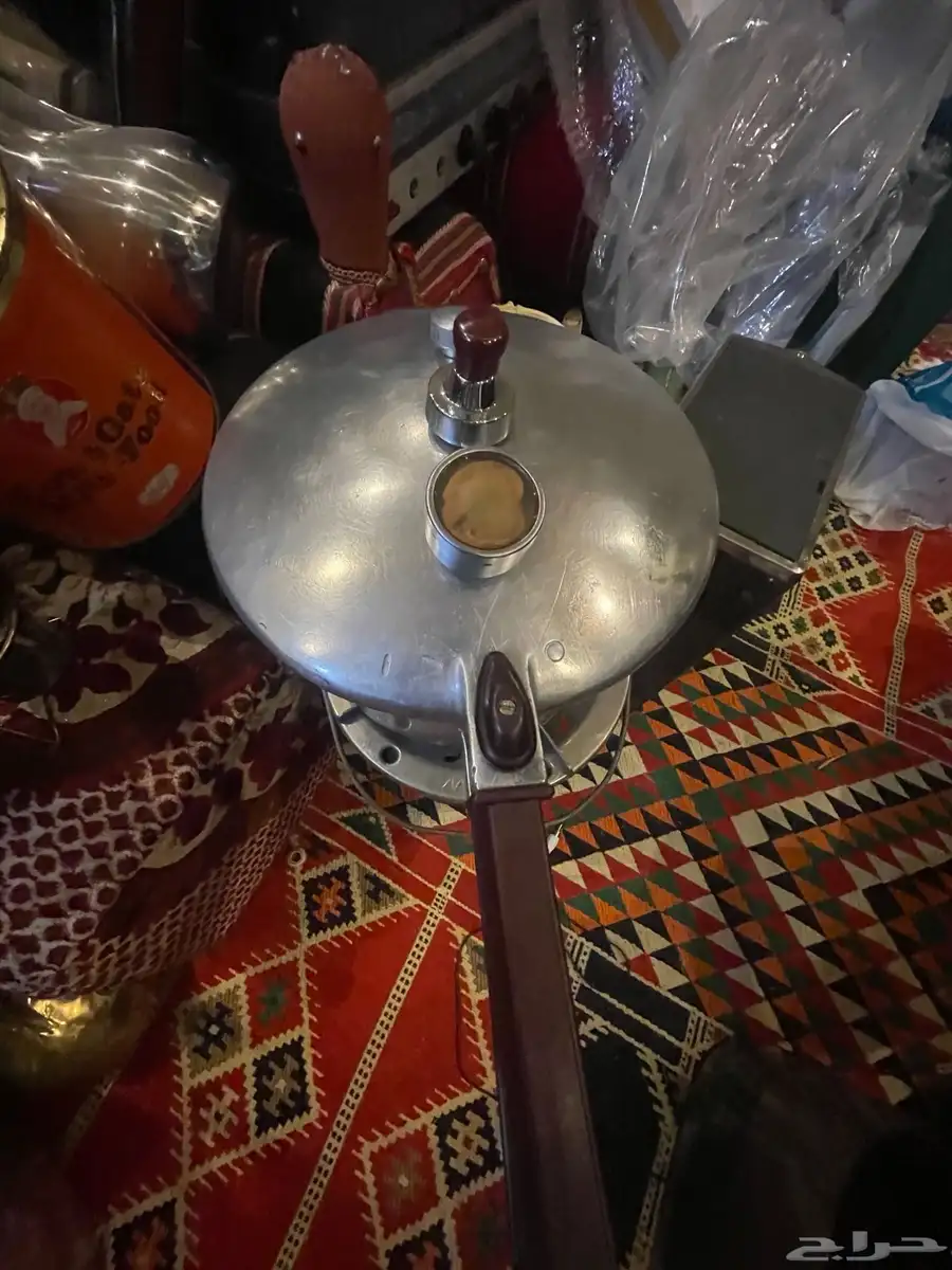 قدر ضغط الماني اربعه لتر وقدر ضغط مغربي ثلاثه لتر 0