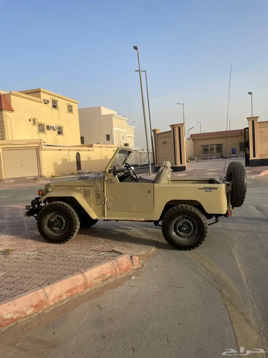 ايجار سيارات كلاسك بسعر منافس 6