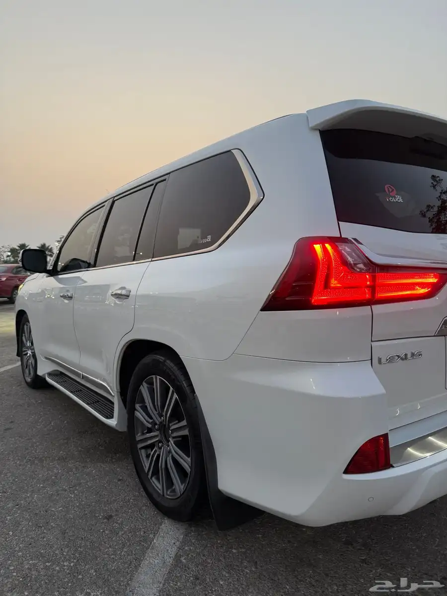 جيب لكزس LX.570 2016سعودي قمه بنضافهDD 17