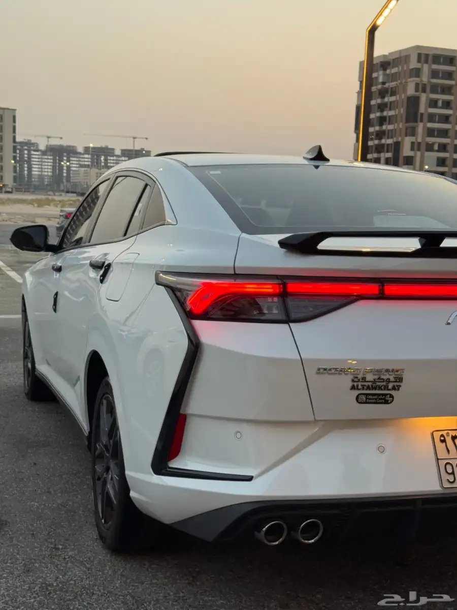 للبيع دونج فينج E3 المديل 2024 اعلى فئة 7