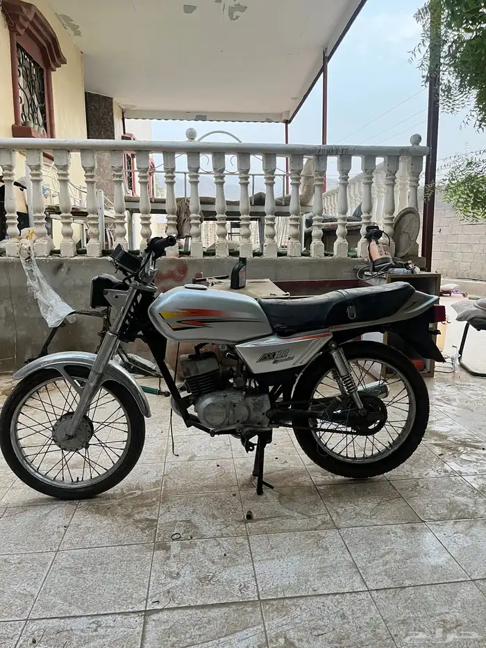 دباب سوزوكي Ax100 قابل 1800 قابل للتفاوض وتساب 2