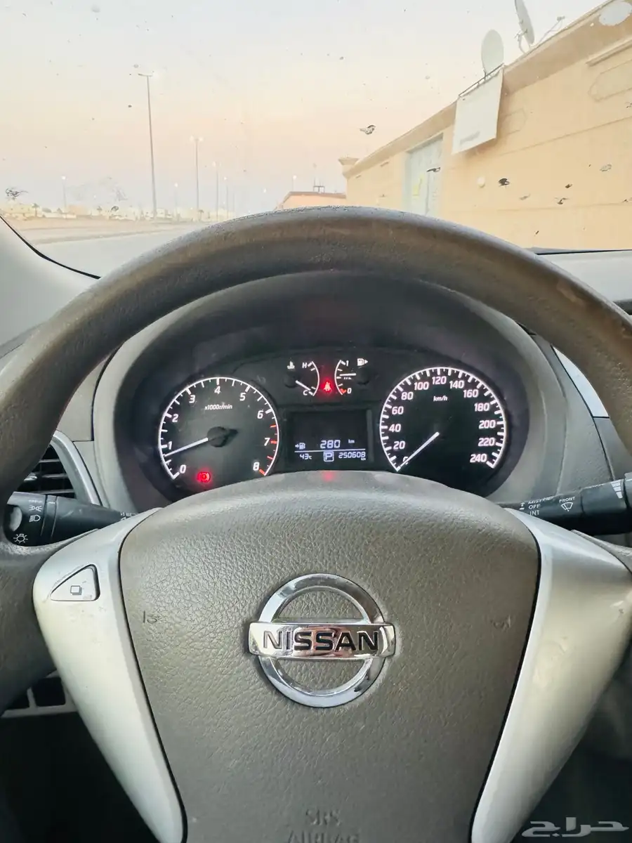 نيسان سنترا 2014 3