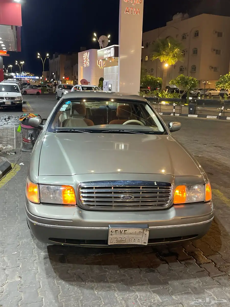 للبيع فورد فكتوريا سعودي 2003 2