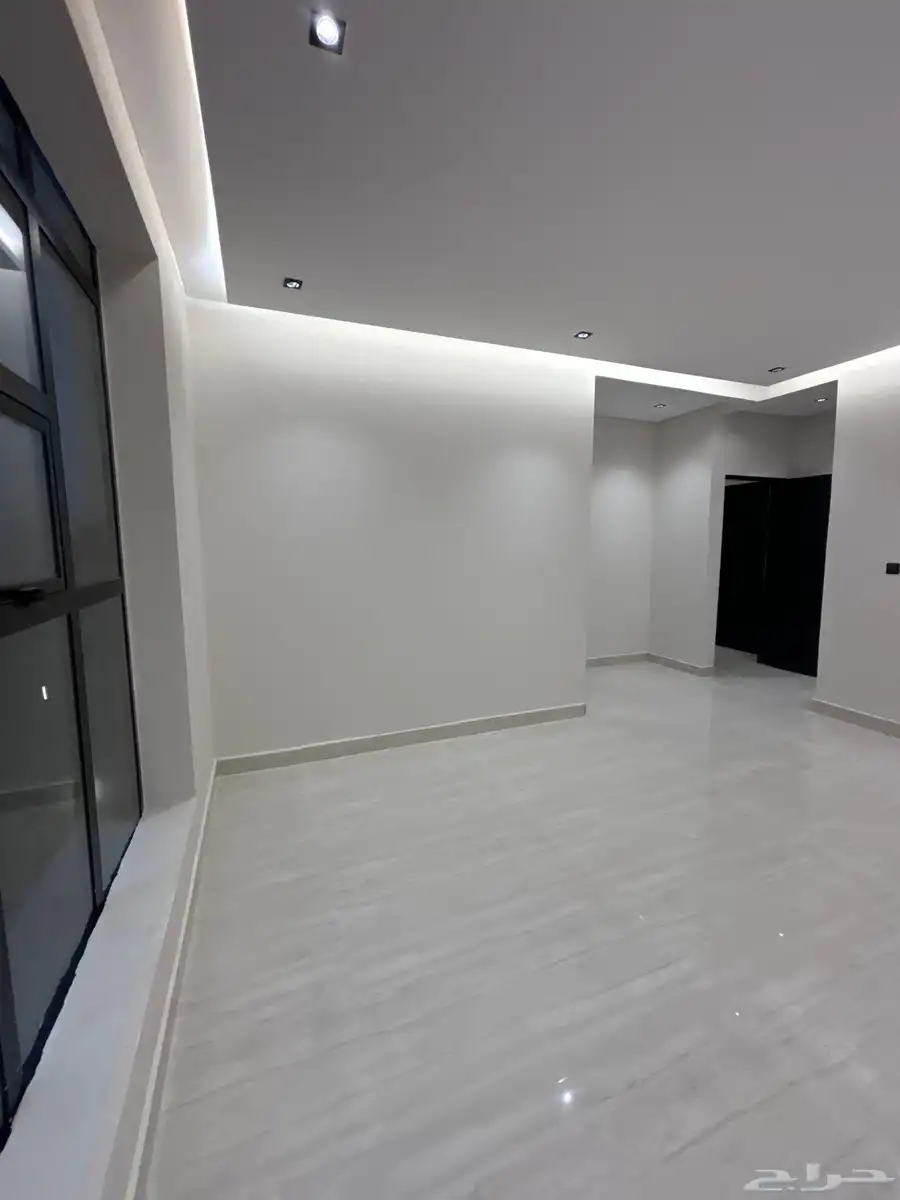 للبيع بحي طويق ( شقق ) فاخرة بمساحات واسعه 650.000الف 36