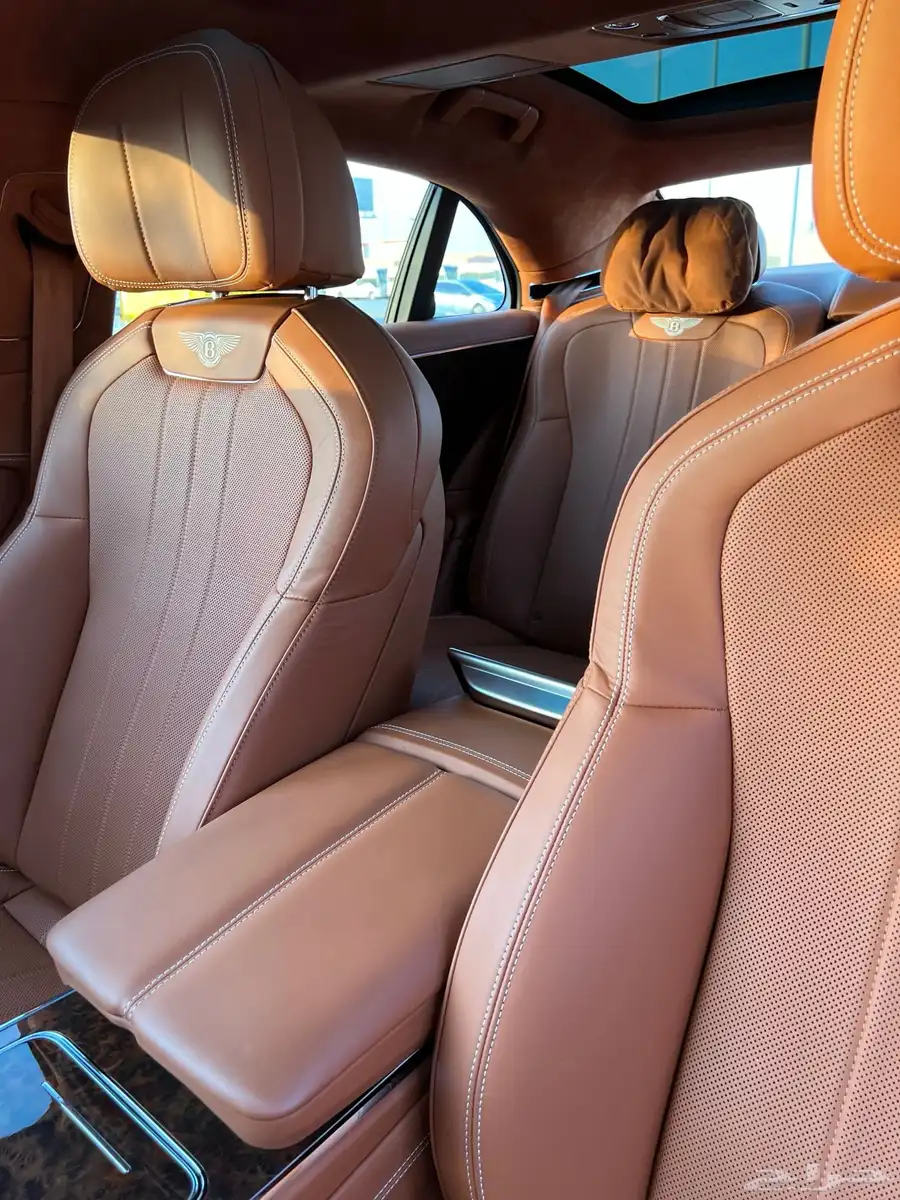 BENTLEY CONTINENTAL FLYING SPUR 2022 15