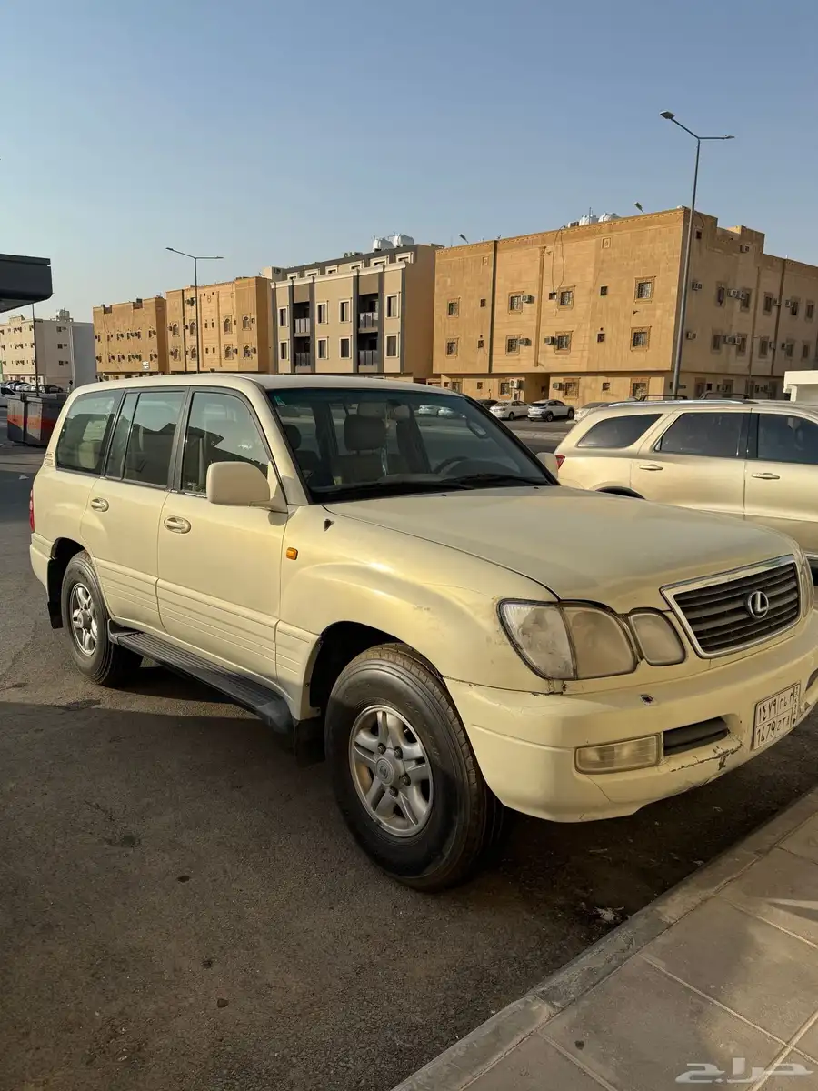 lx 470 2