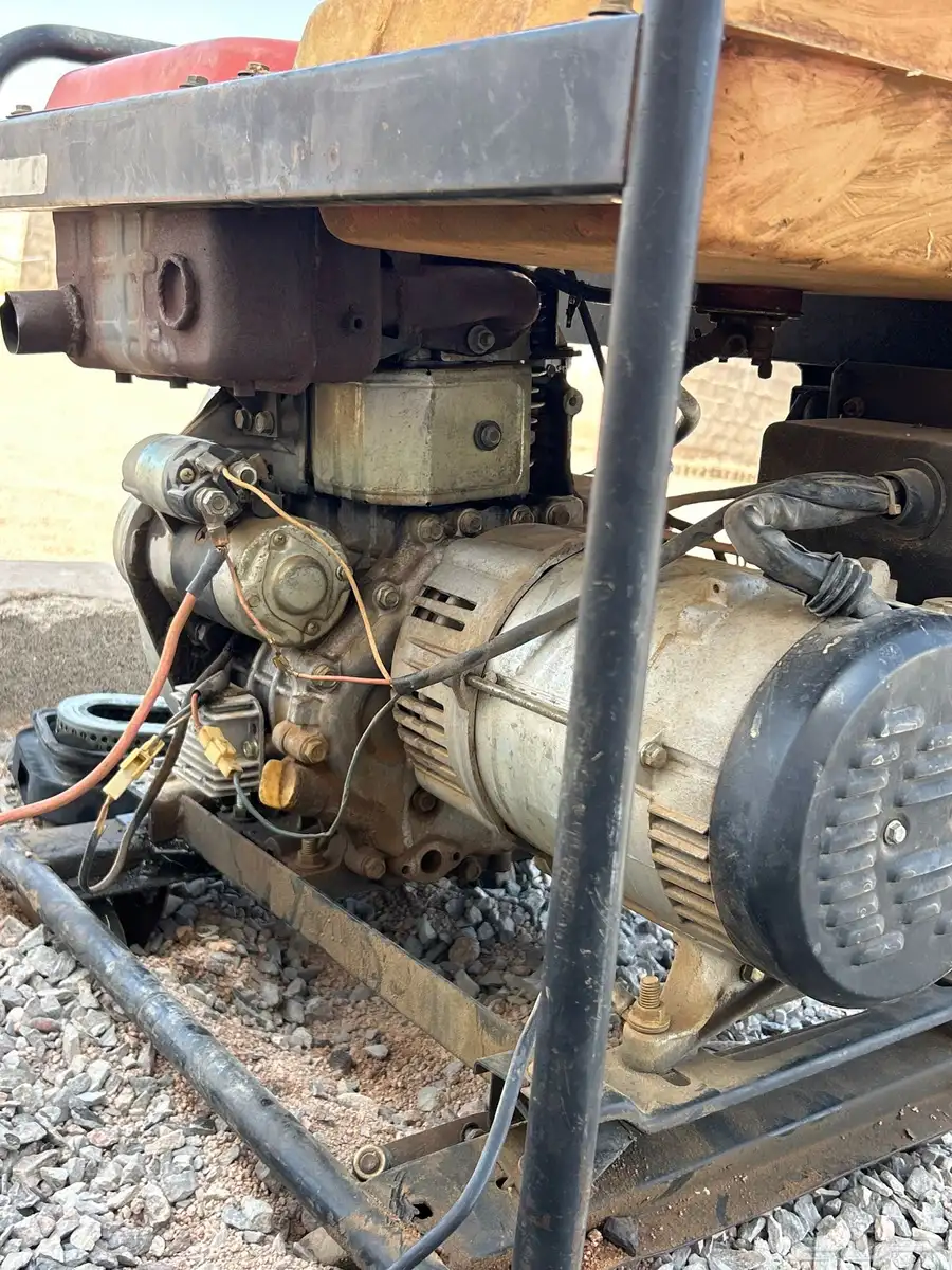 اللبيع مطور كهرباء ديزل 2
