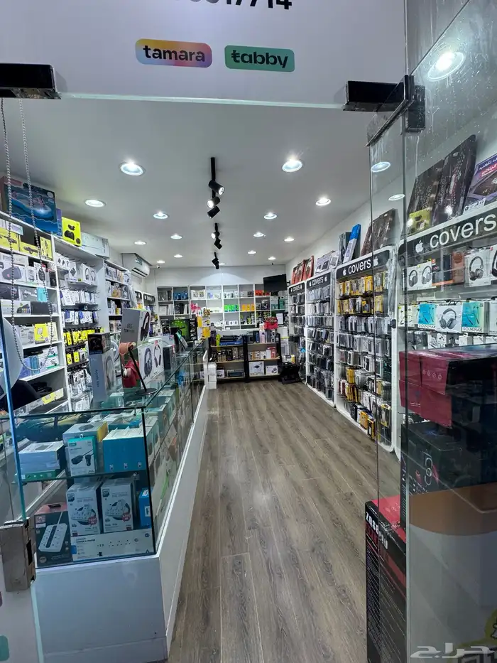 ديكور محل جوالات للبيع 2