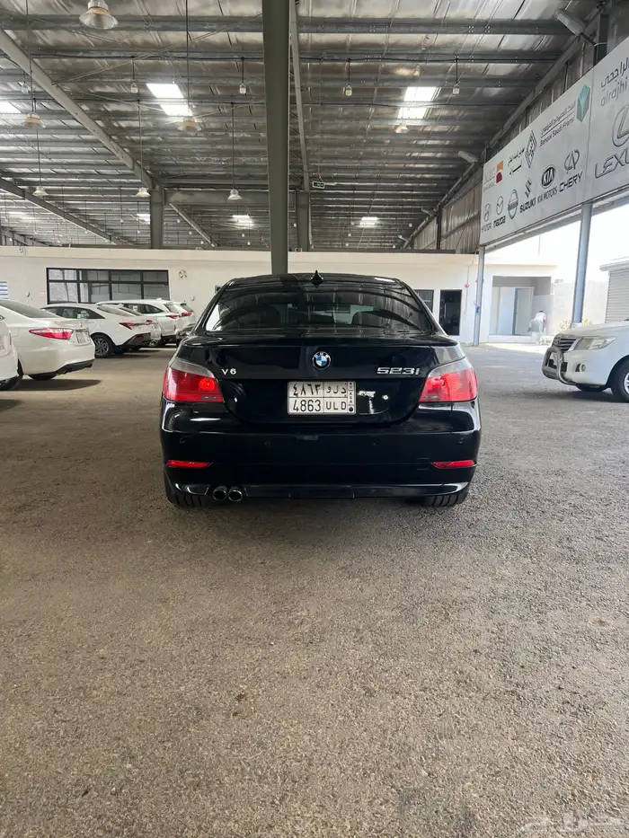 بي ام دبليو 520 7