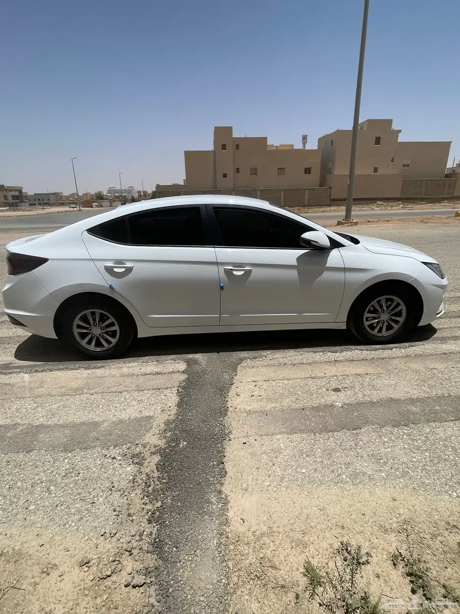 النترا ( افانتي ) 2020 4