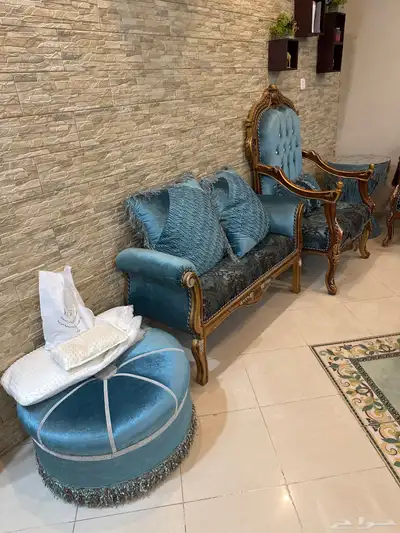 كنب تركي ينفع للحريم نظيف جدا له سنه استخدام قليل جدا للبيع 2