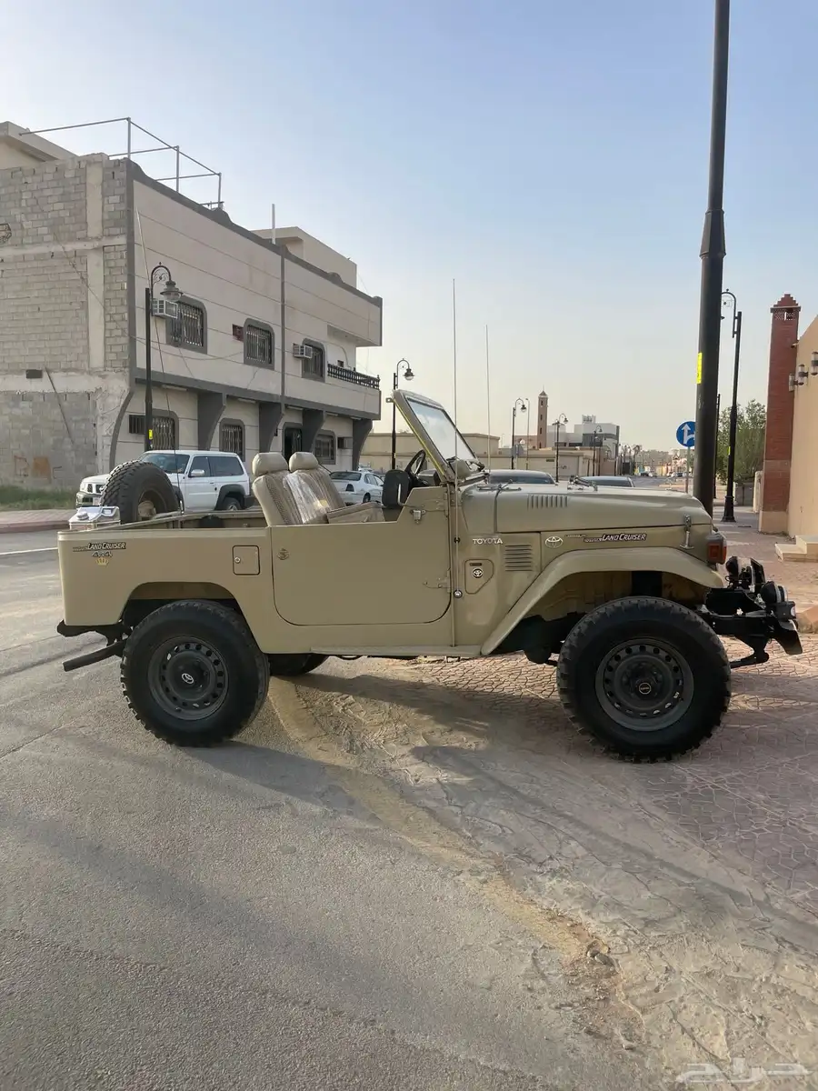 ايجار سيارات كلاسك بسعر منافس 4